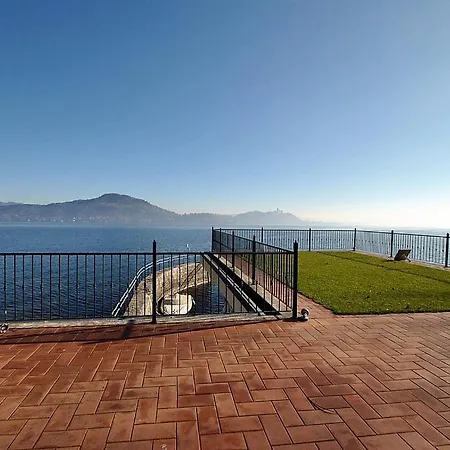 Sleeps 4 Pool Wifi Apartment Meina